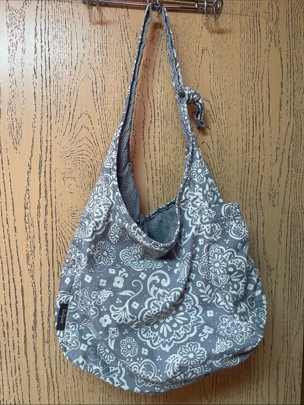 thirty-one Gray Floral Shoulder Bag